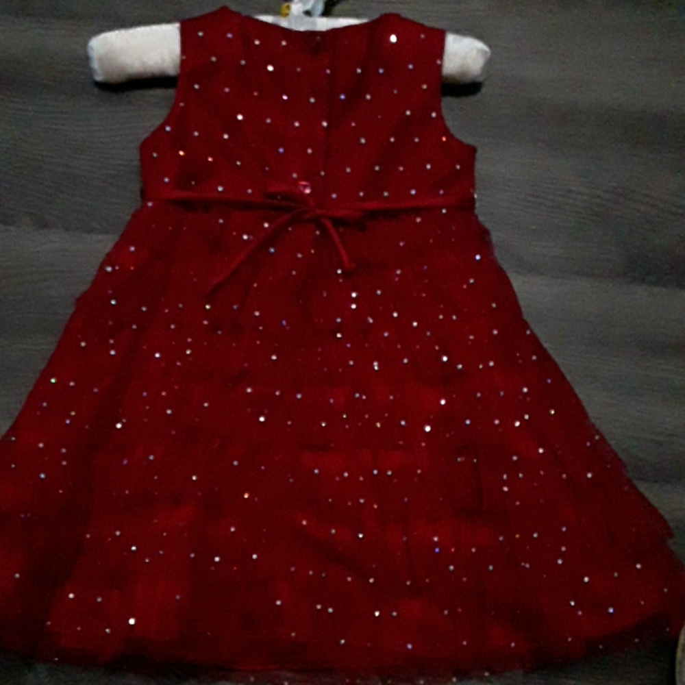 Formal dress - Picture 4 of 4